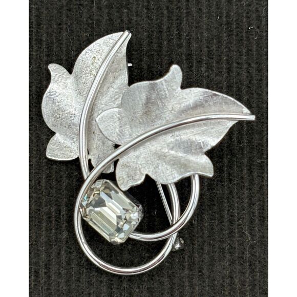 Vintage Sterling Silver Van Dell Leaf Rhinestone Pin - Picture 1 of 5